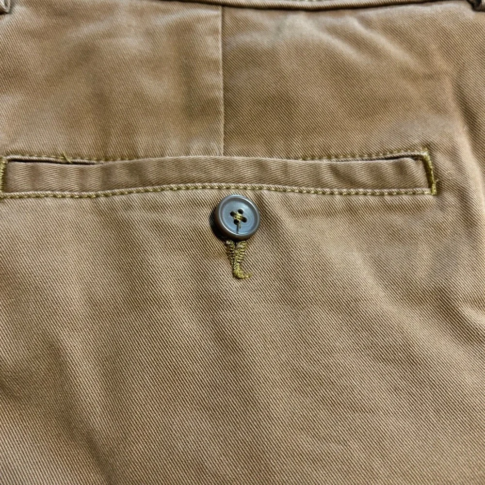 Roundtree & Yorke Mens Brown Chino Shorts Size 40 Cotton Stretch Flat Front